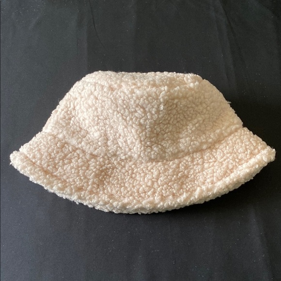 Cozy Cream Bucket Hat main image 4